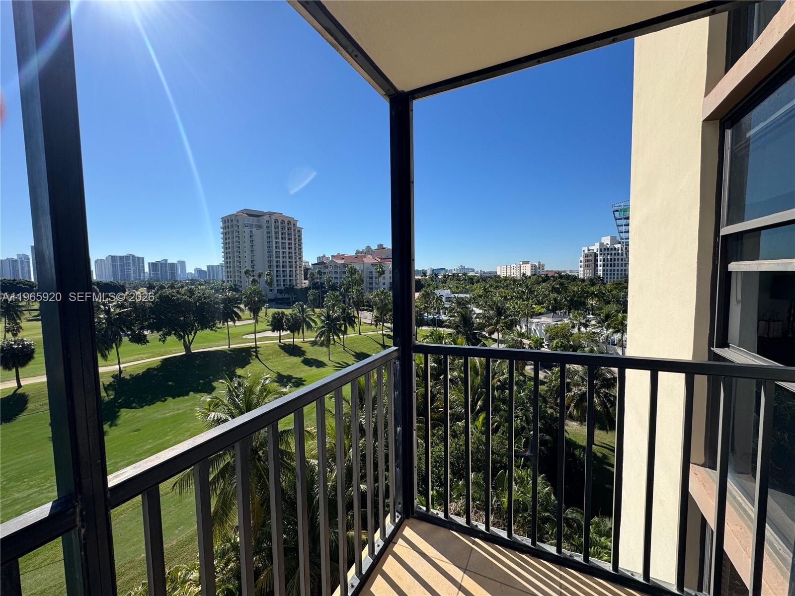 20335 W Country Club Dr # 608