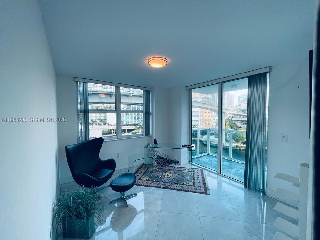 31 SE 5th St # 601