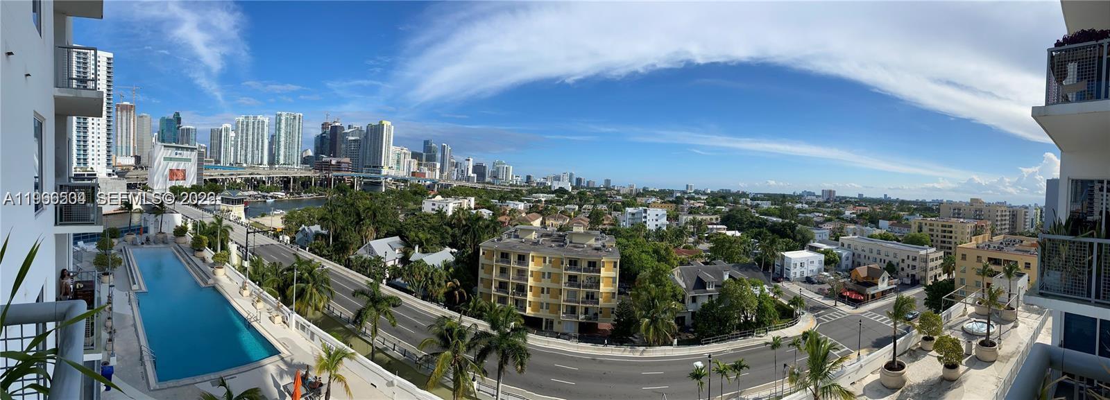 10 SW South River Dr