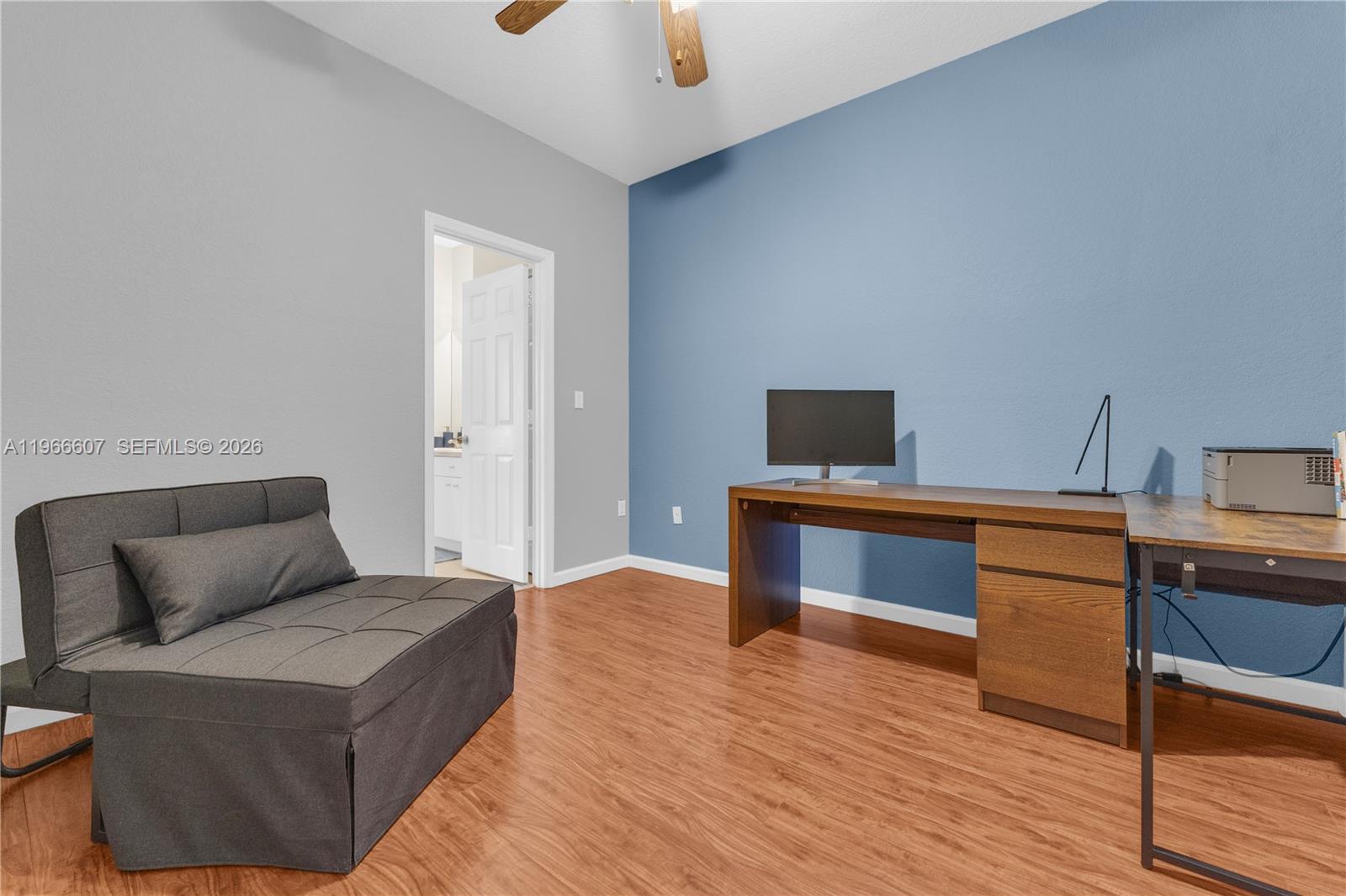 8844 S Isles Cir # 0