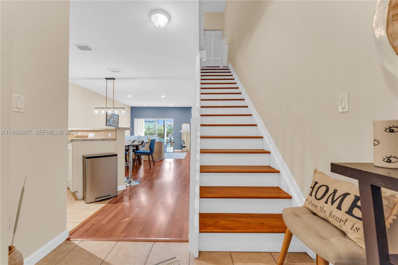 8844 S Isles Cir # 0