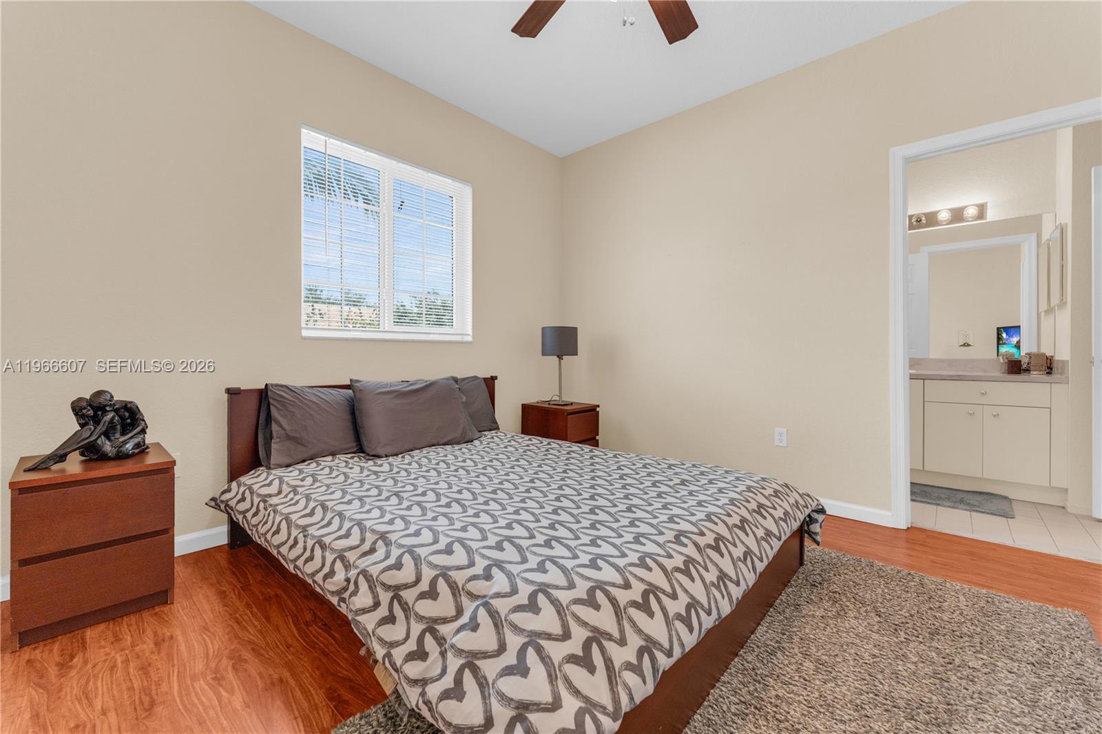 8844 S Isles Cir # 0