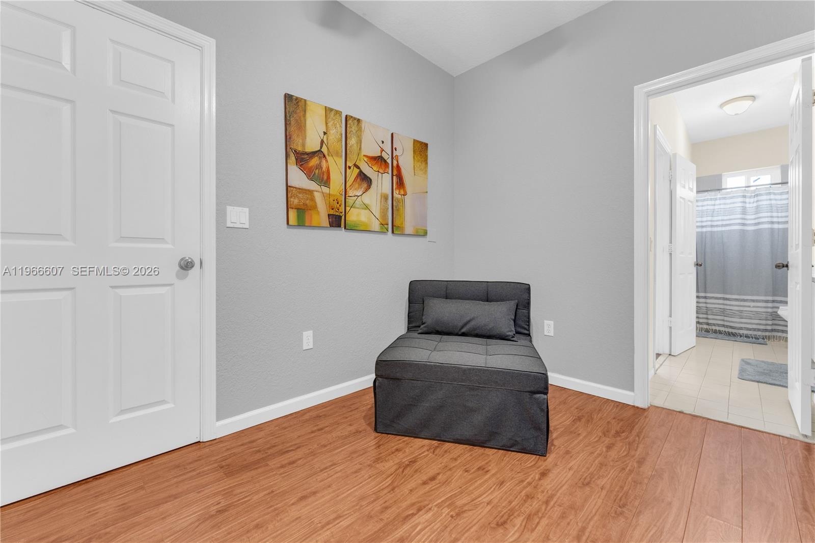 8844 S Isles Cir # 0