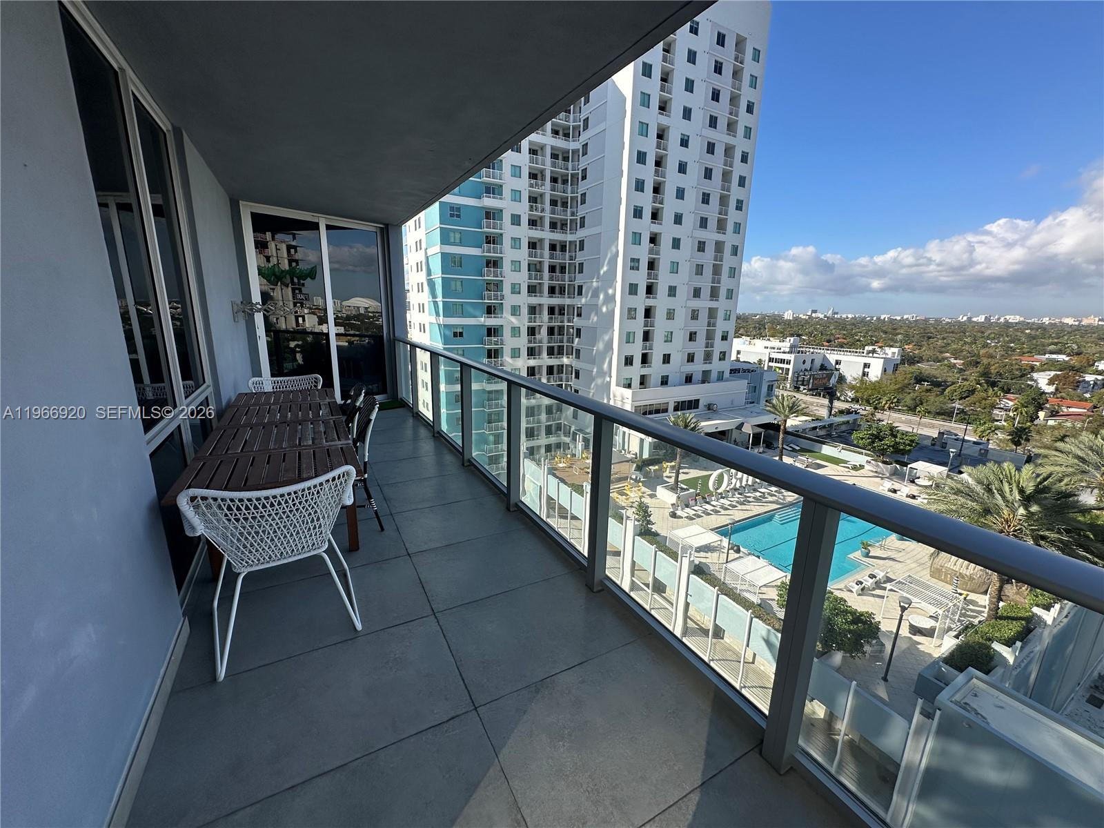 1010 SW 2nd Ave # 1208