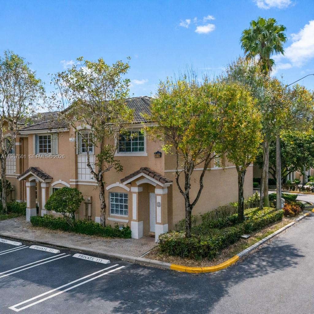 5725 NW 114th Path # 114