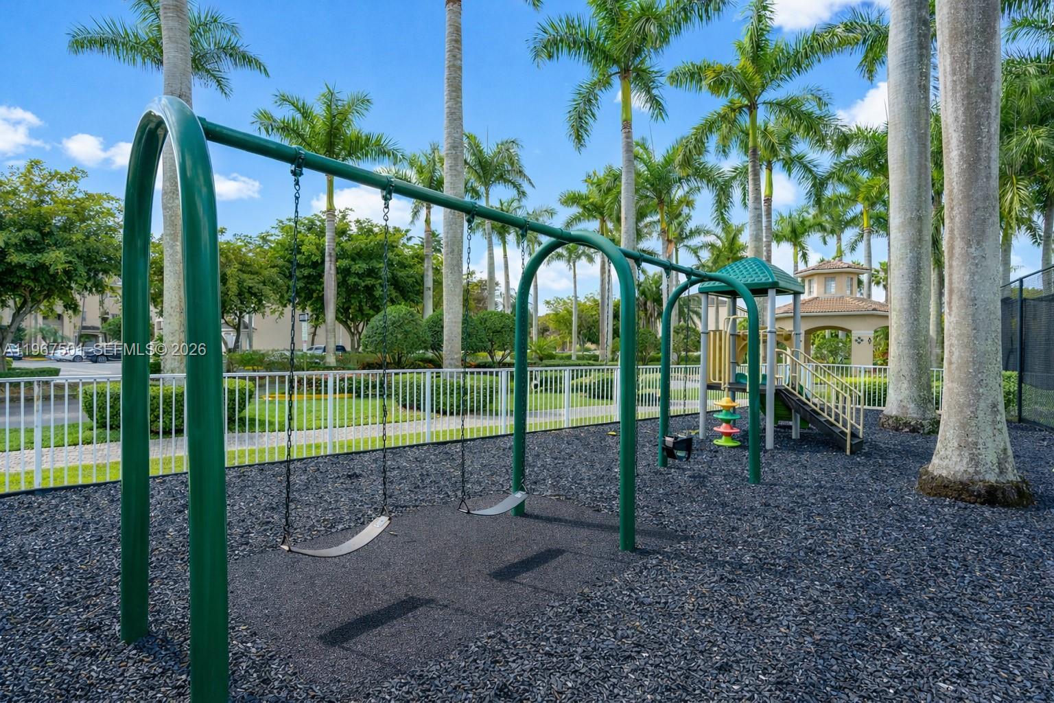 5725 NW 114th Path # 114