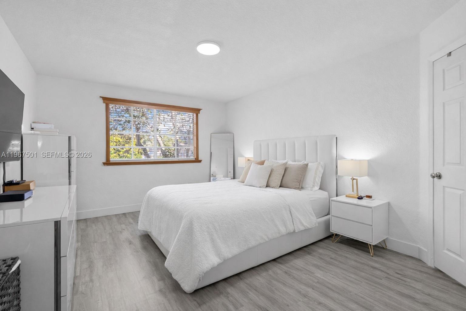 5725 NW 114th Path # 114