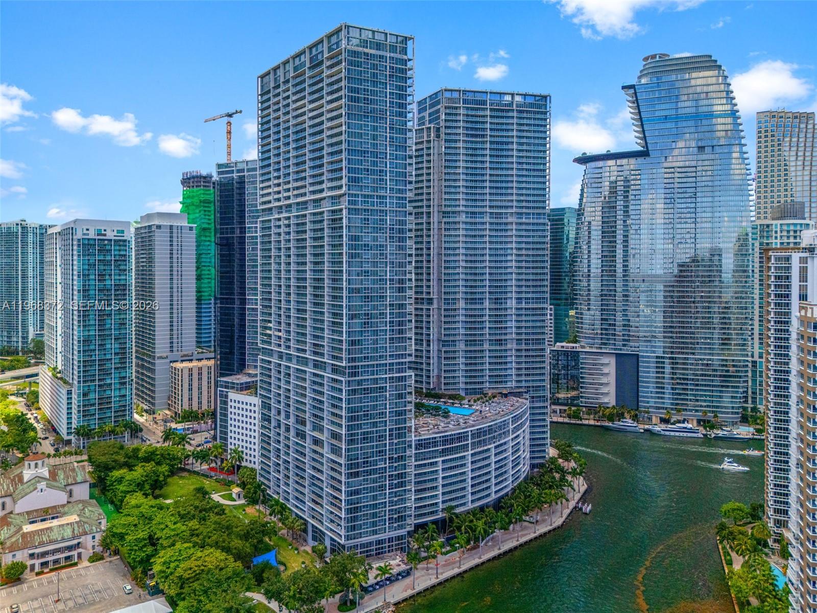 495 Brickell Ave # 905