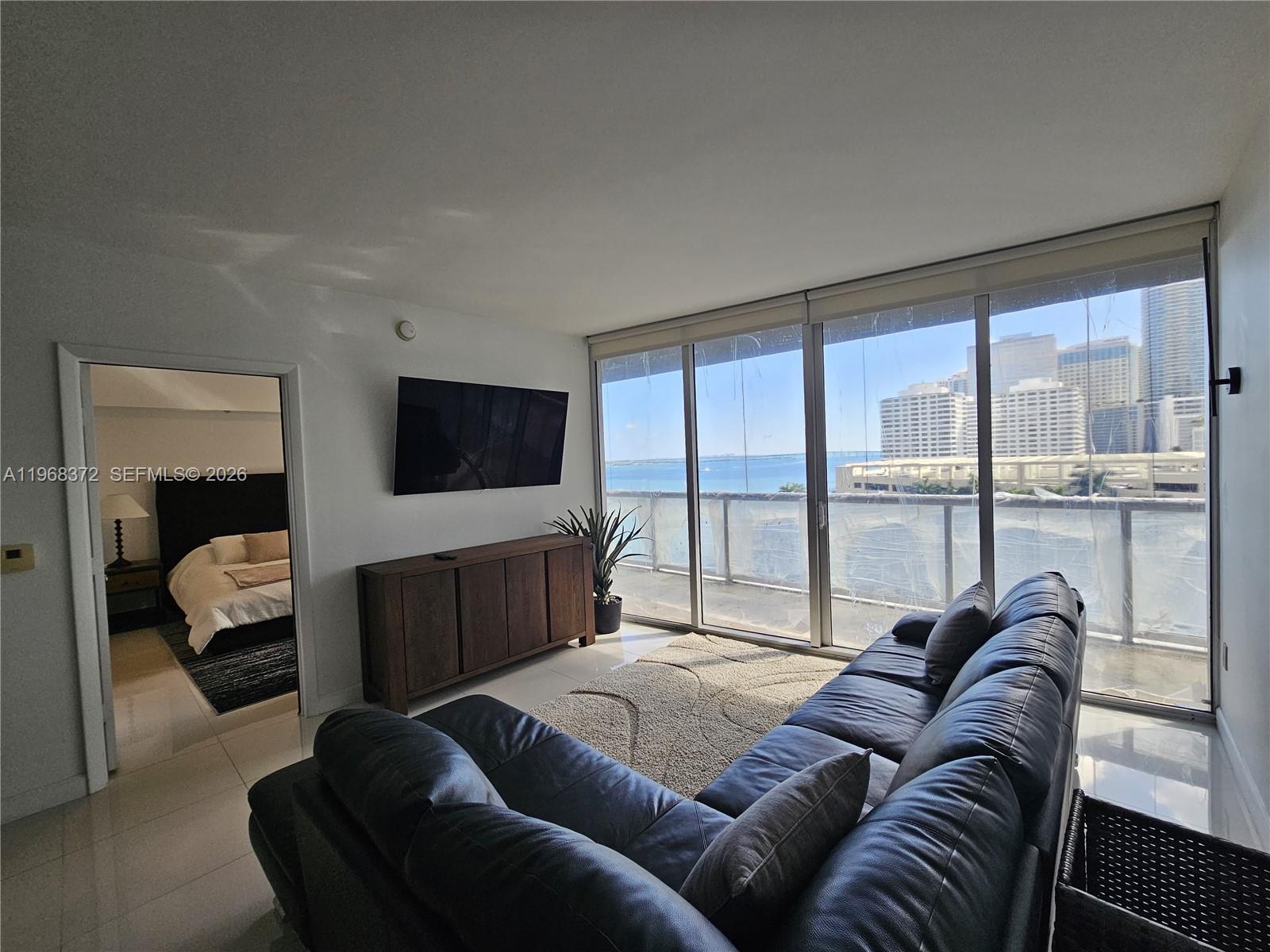 495 Brickell Ave # 905