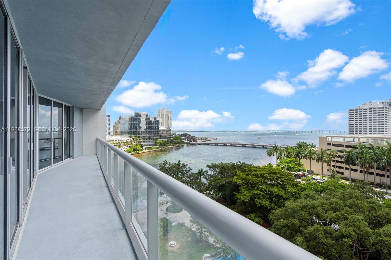 495 Brickell Ave # 905