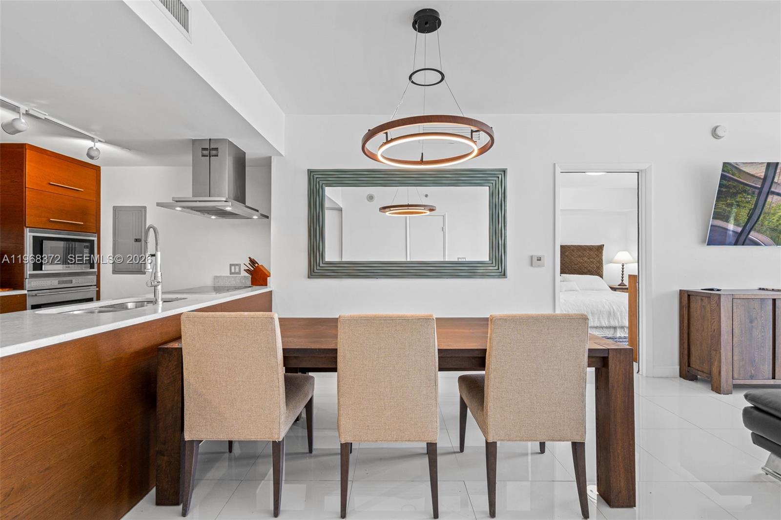 495 Brickell Ave # 905