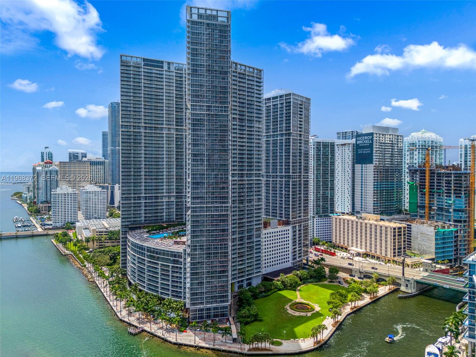 495 Brickell Ave # 905