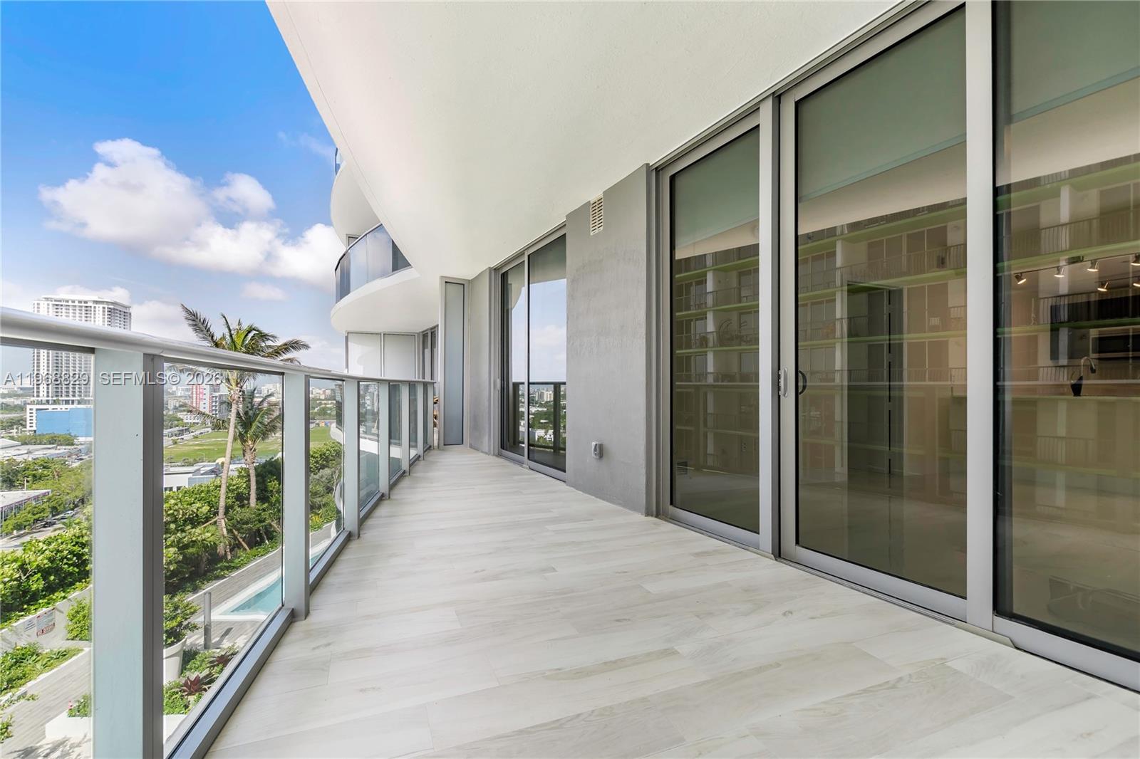 488 NE 18 Street # 1604