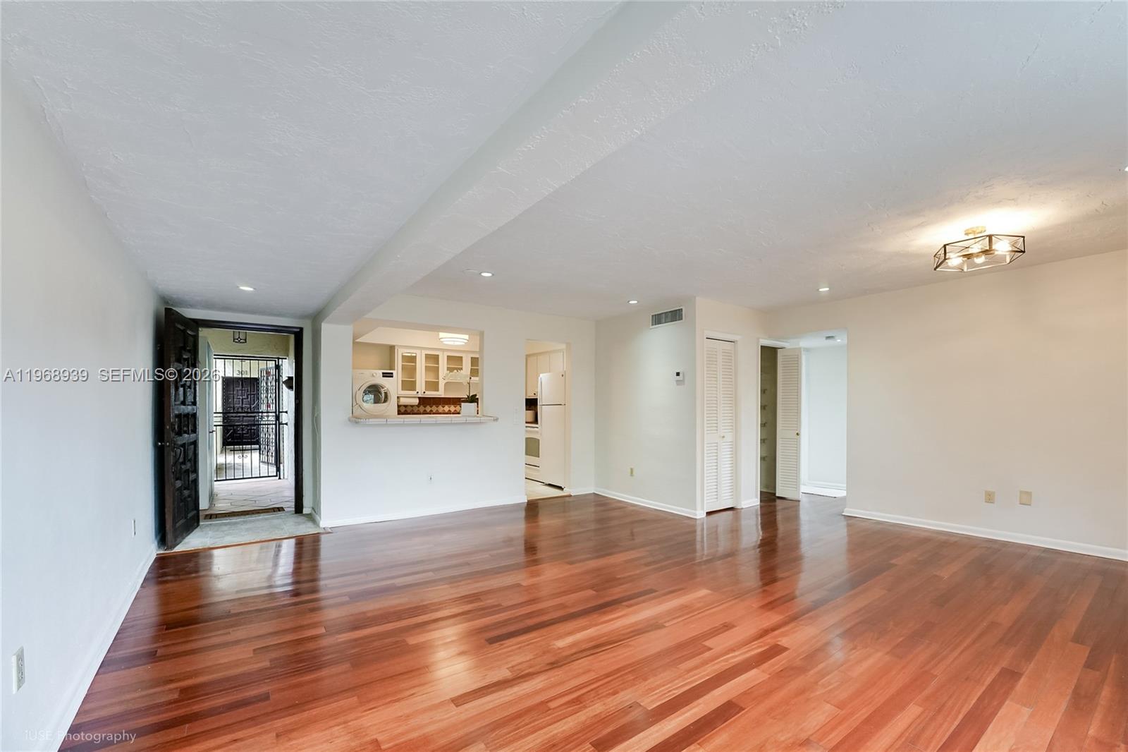 411 Anastasia Ave # 303