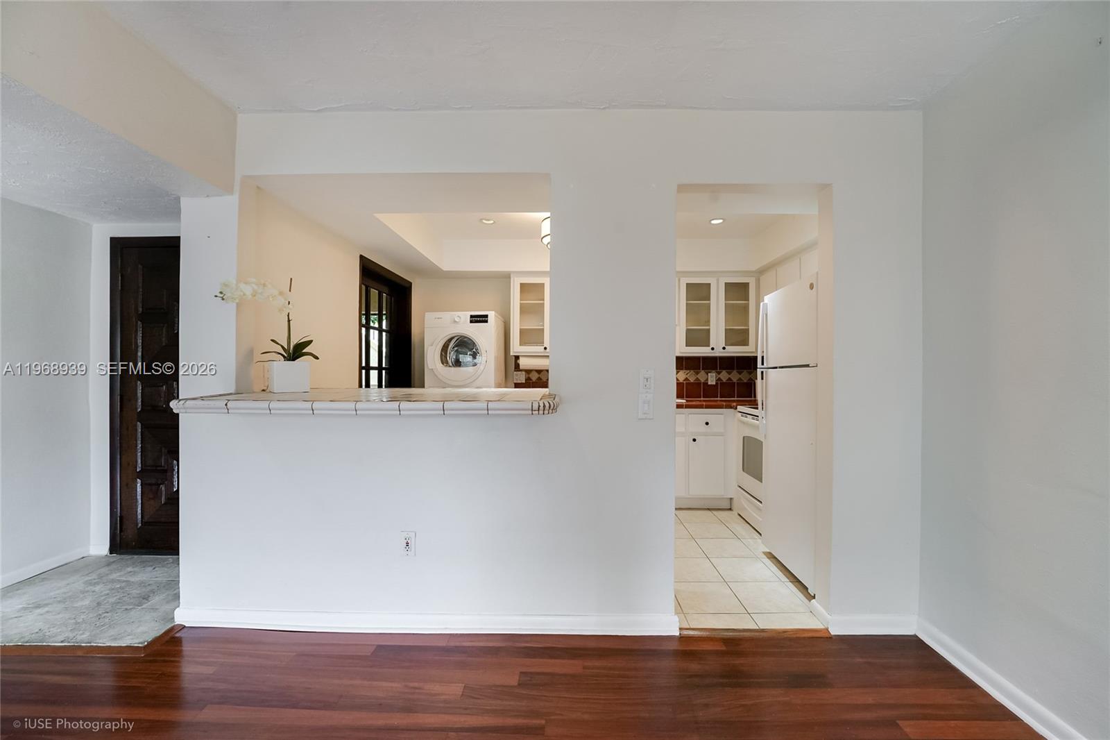 411 Anastasia Ave # 303