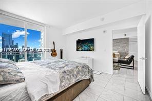 950 Brickell Bay Dr # 3605