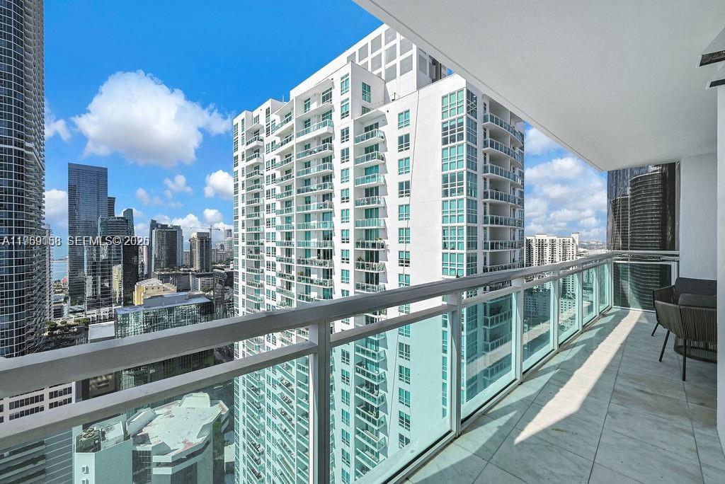 950 Brickell Bay Dr # 3605
