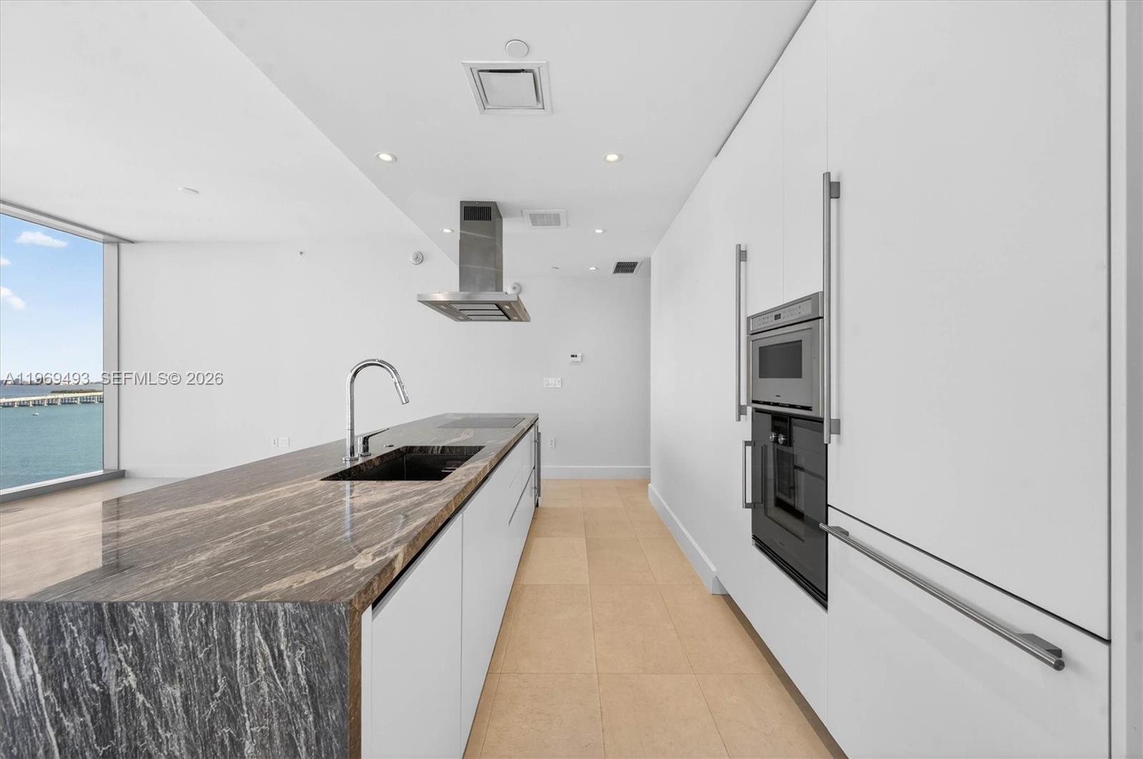 700 NE 26th Ter # 1406
