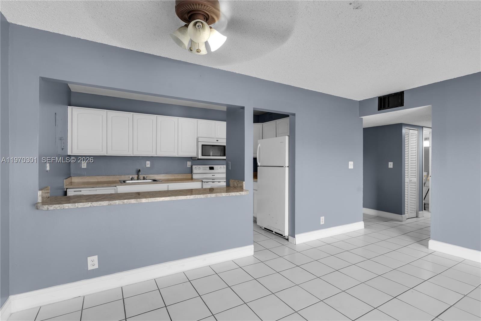 455 S Pine Island Rd # 303C