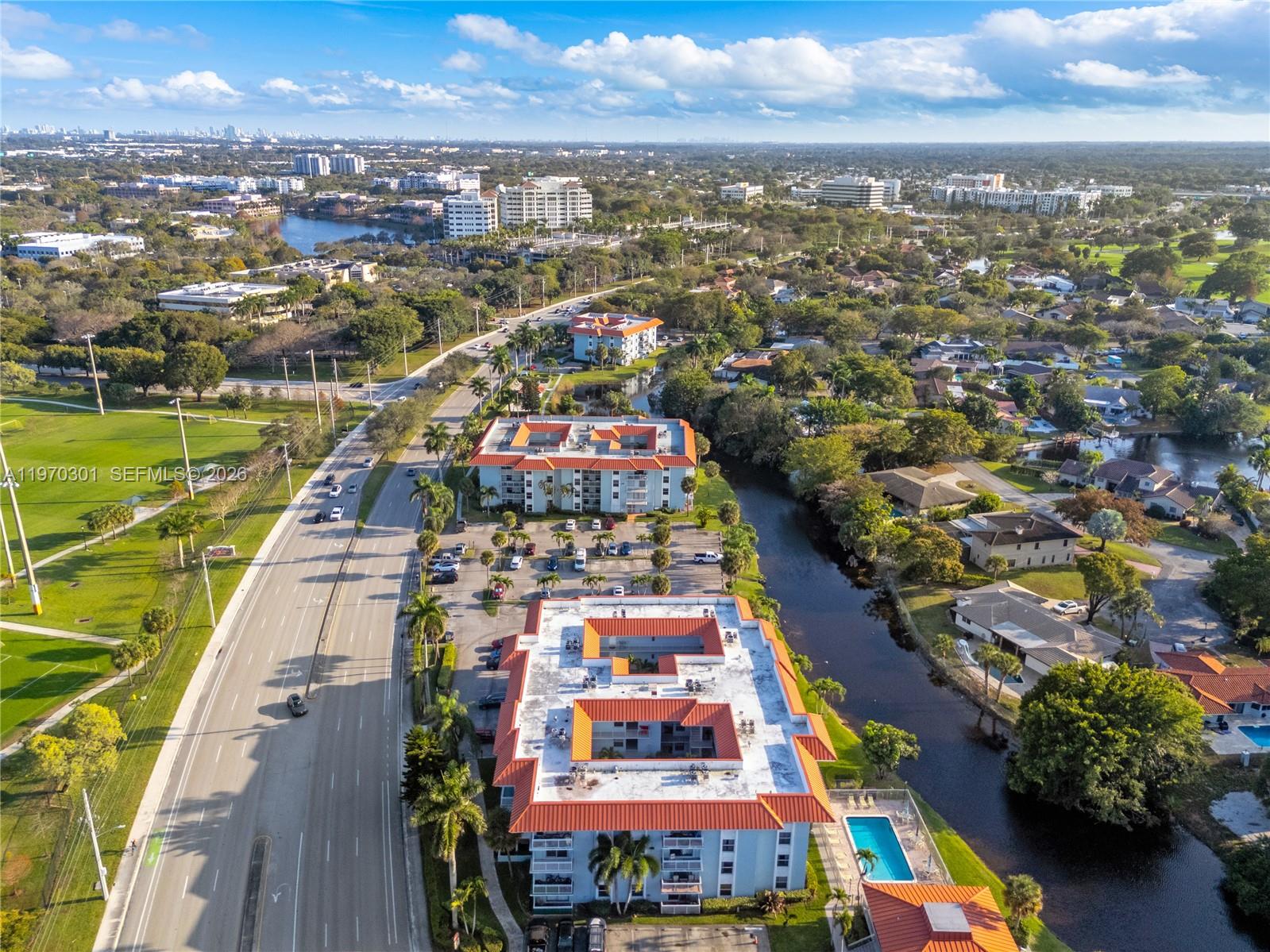 455 S Pine Island Rd # 303C