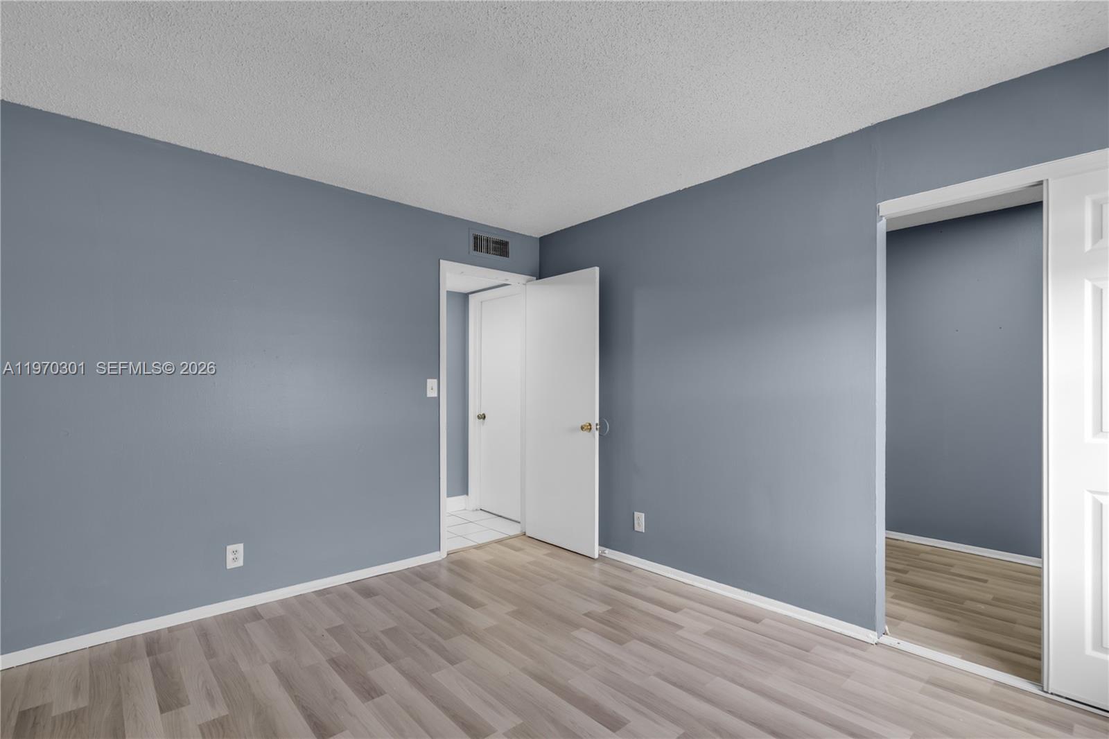 455 S Pine Island Rd # 303C