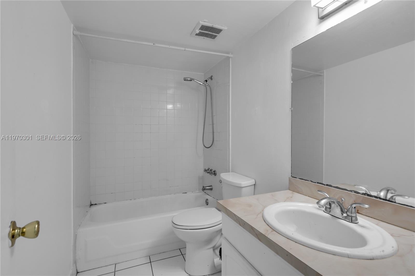 455 S Pine Island Rd # 303C