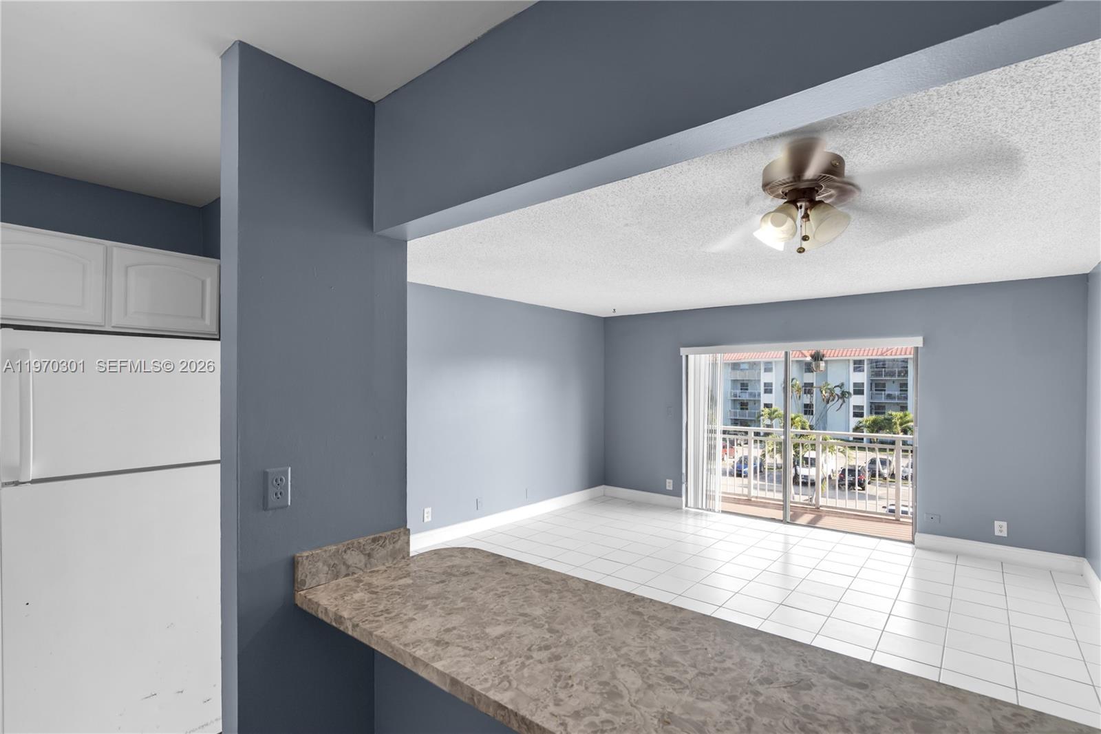 455 S Pine Island Rd # 303C