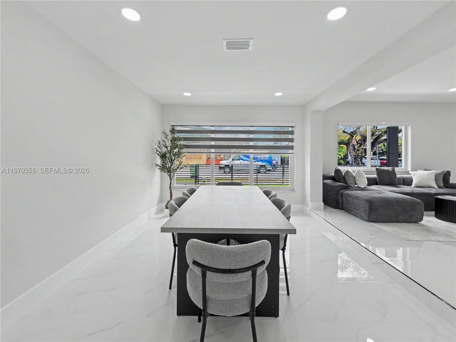 1530 SW 24th Ave