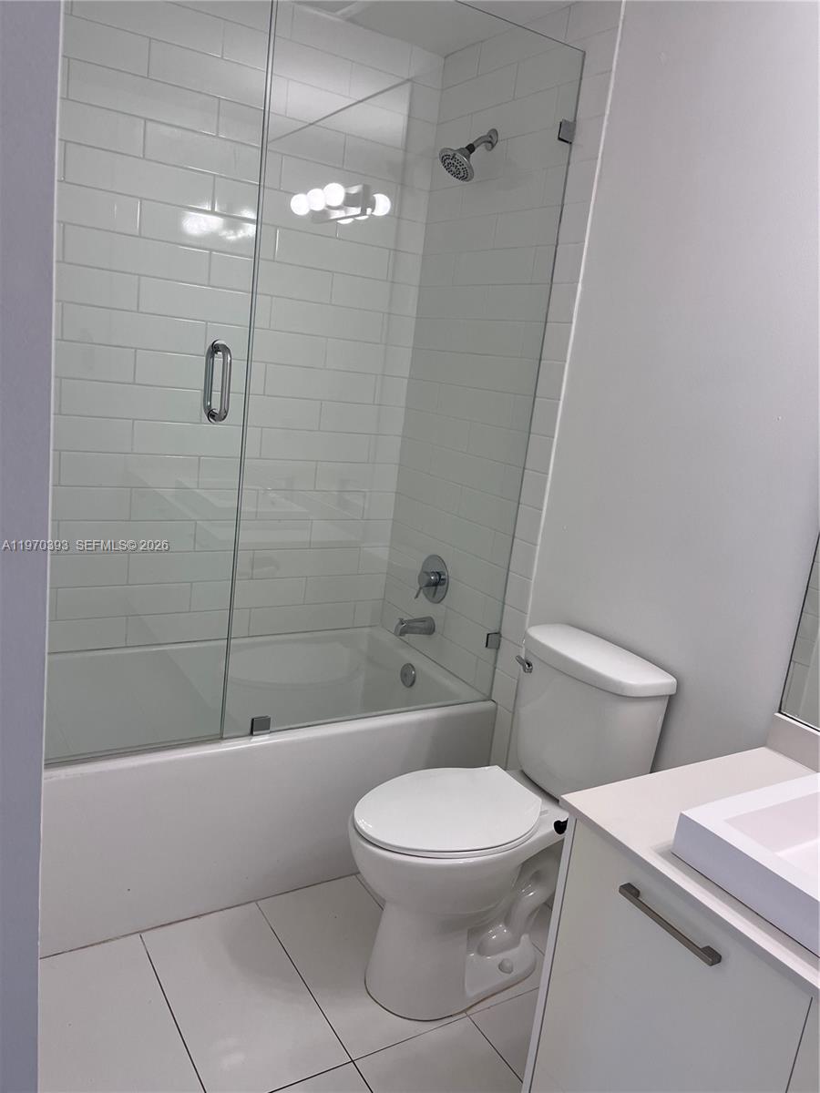 151 SE 1st St # 506
