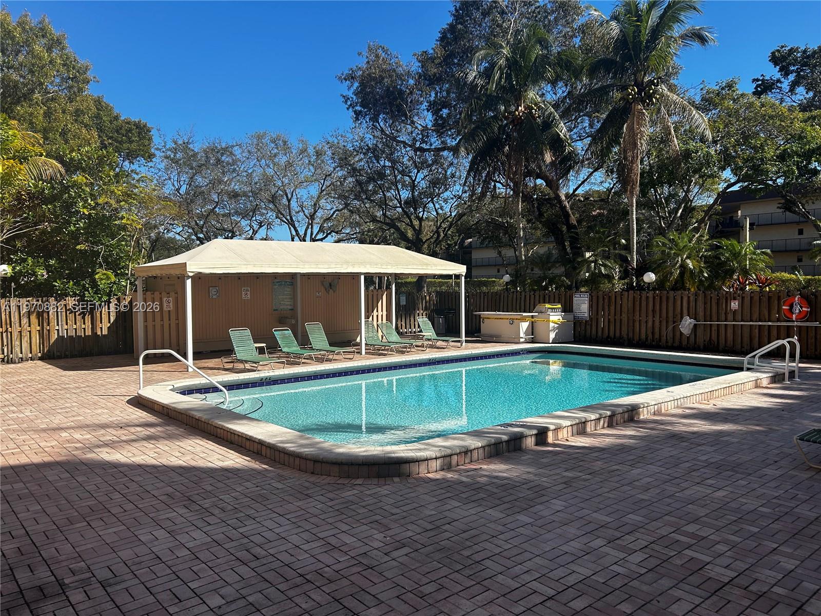 6800 Cypress Rd # 207