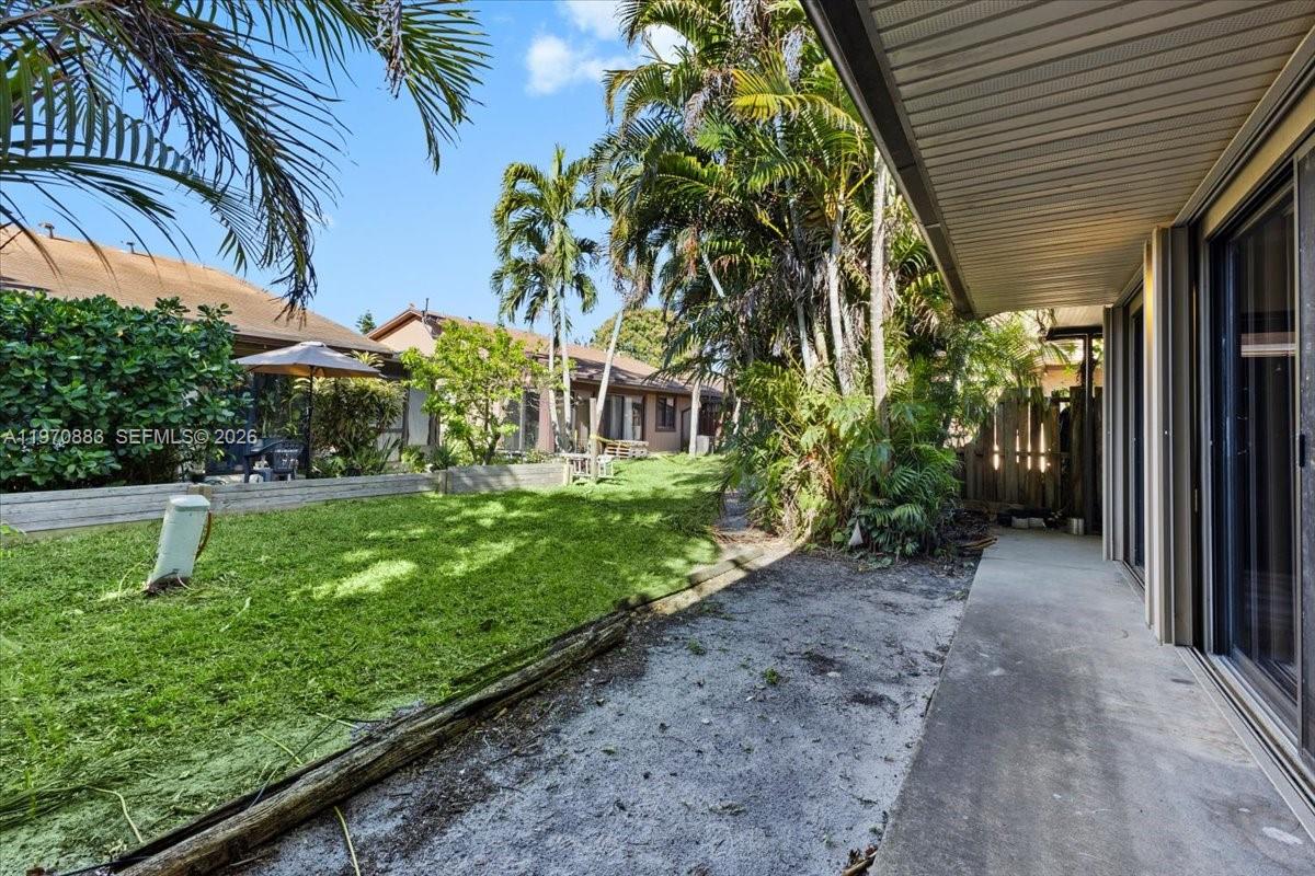 9701 W Daffodil Ln # 9701