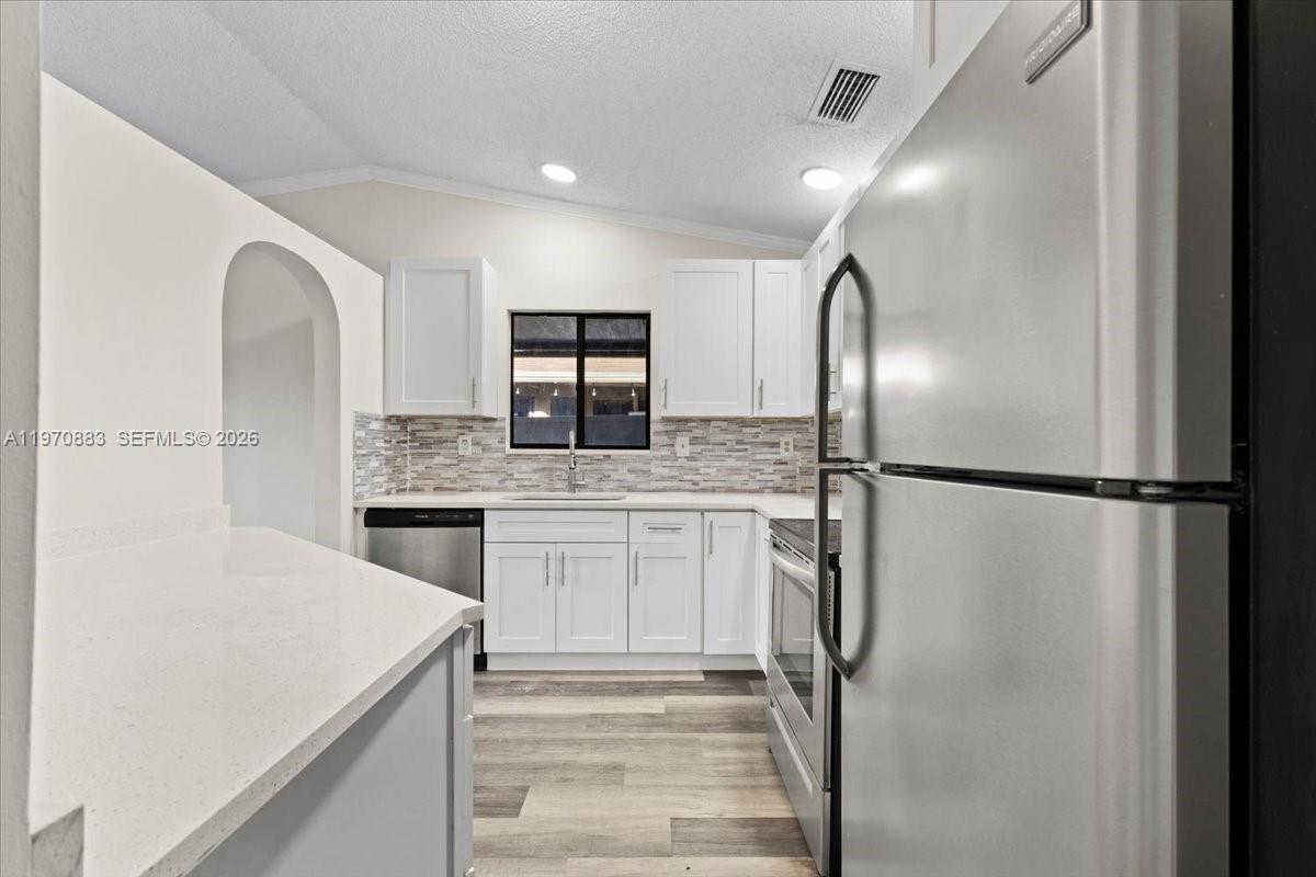 9701 W Daffodil Ln # 9701