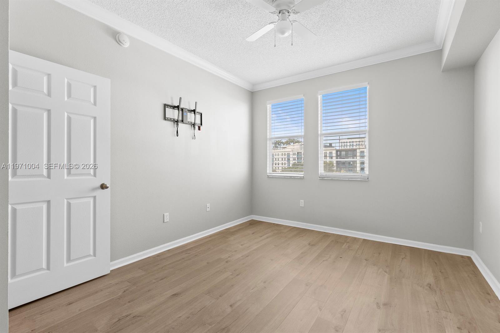 533 NE 3rd Ave # 540