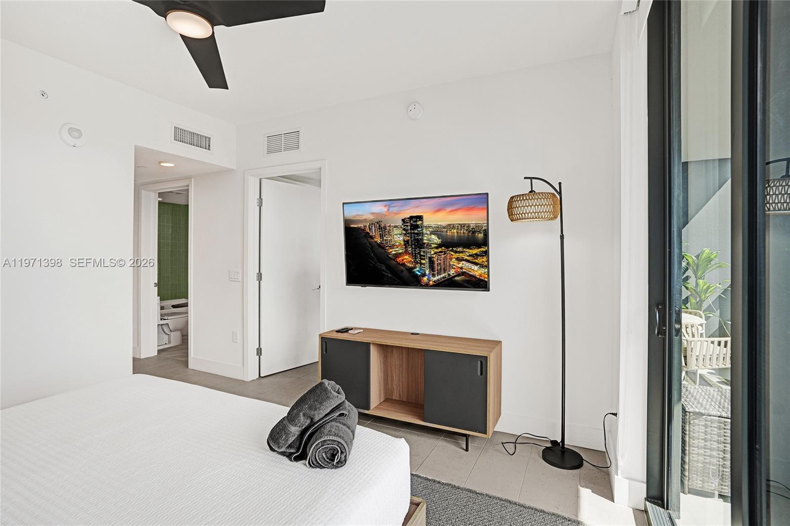 159 NE 6th St # 3214