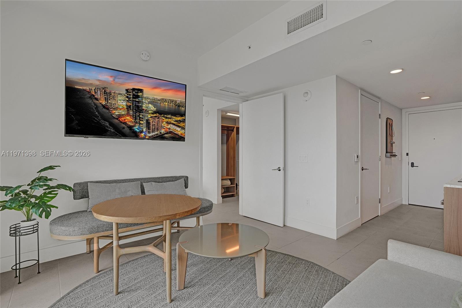 159 NE 6th St # 3214