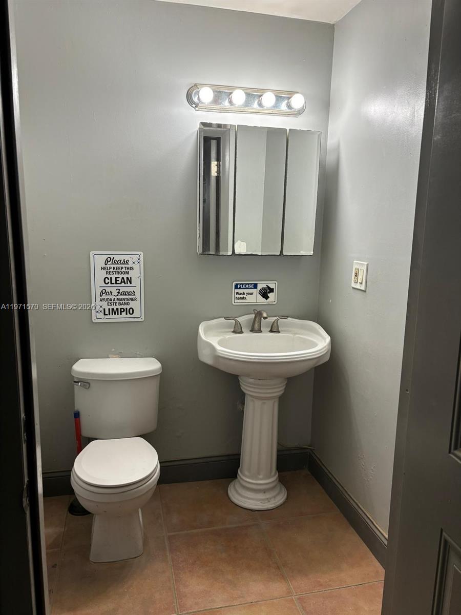 6907 NW 43rd St # 6907