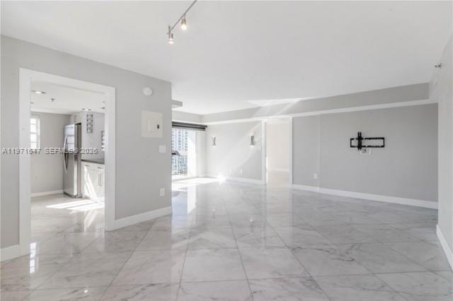 1345 West Ave # 901