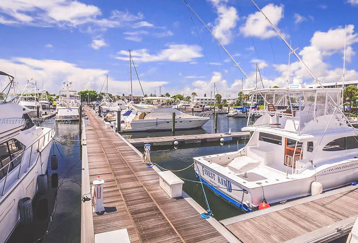 1030 Us Highway 1 # 112