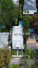 640 NE 71st St