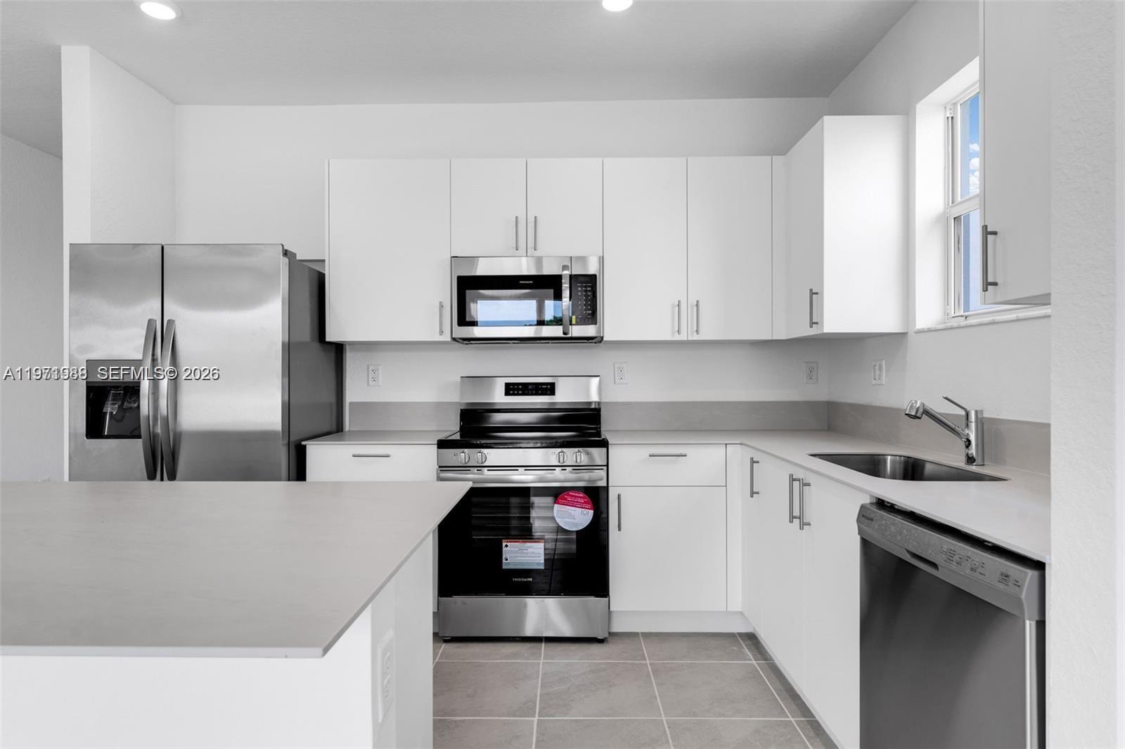 2960 SE 23rd Ave # 2960