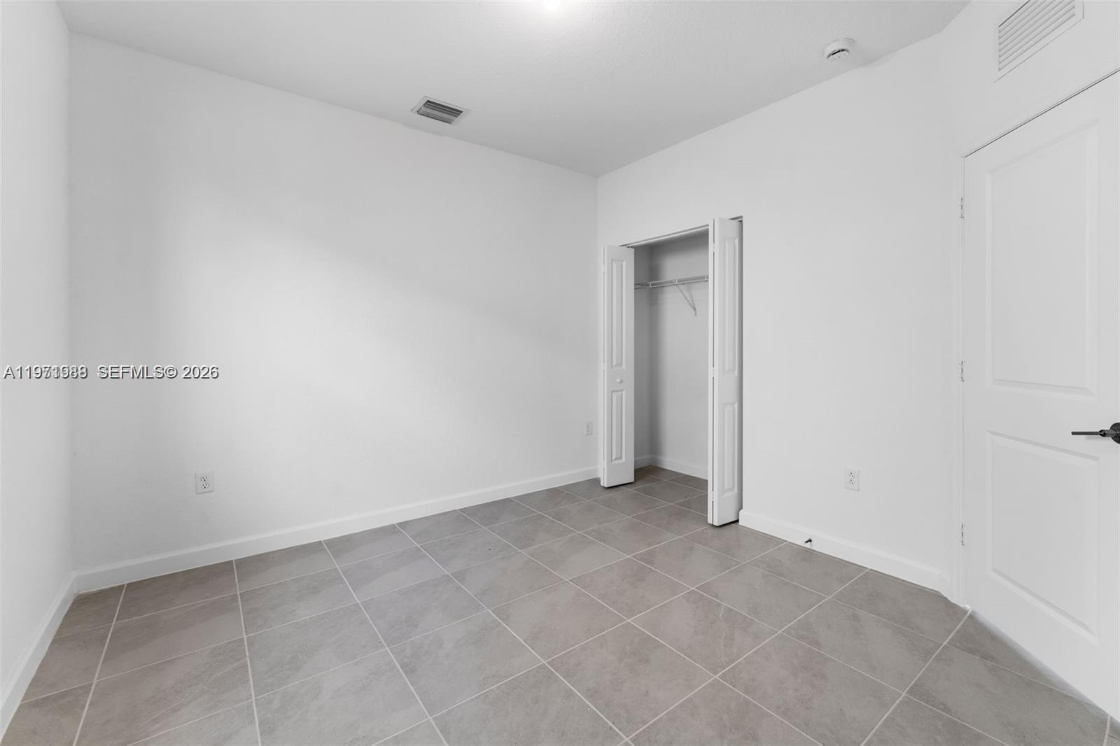 2960 SE 23rd Ave # 2960