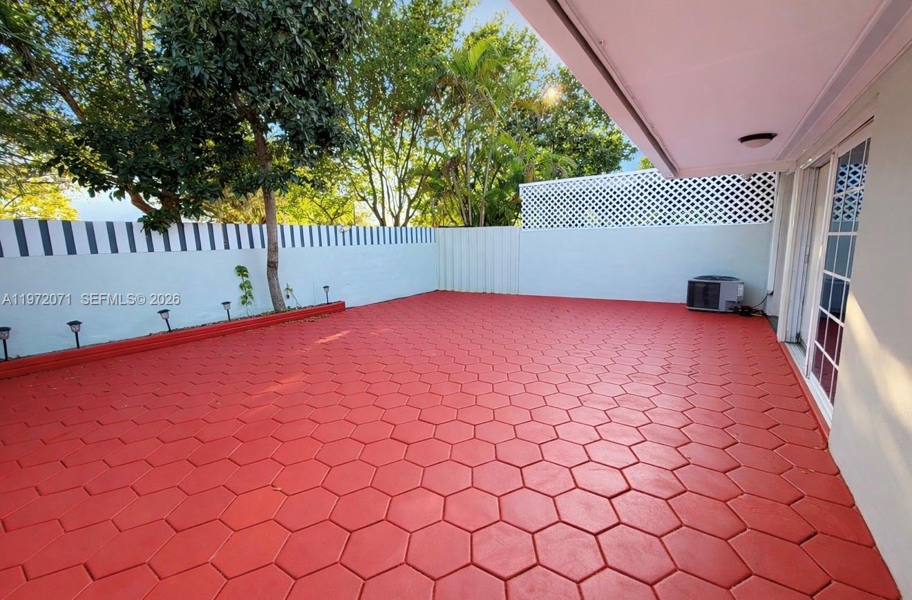 12924 SW 45th Ter