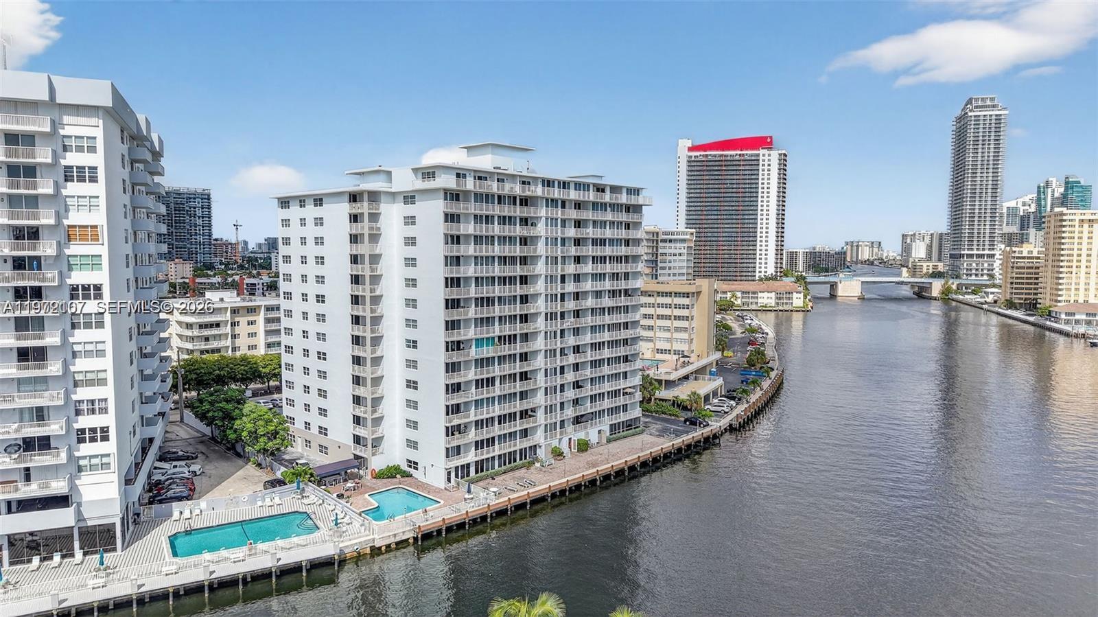 121 Golden Isles Dr # 104