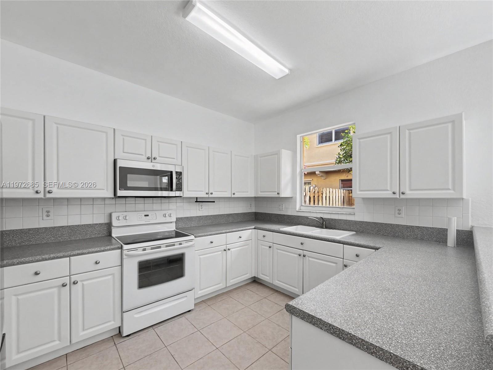 12874 SW 134th St # 1