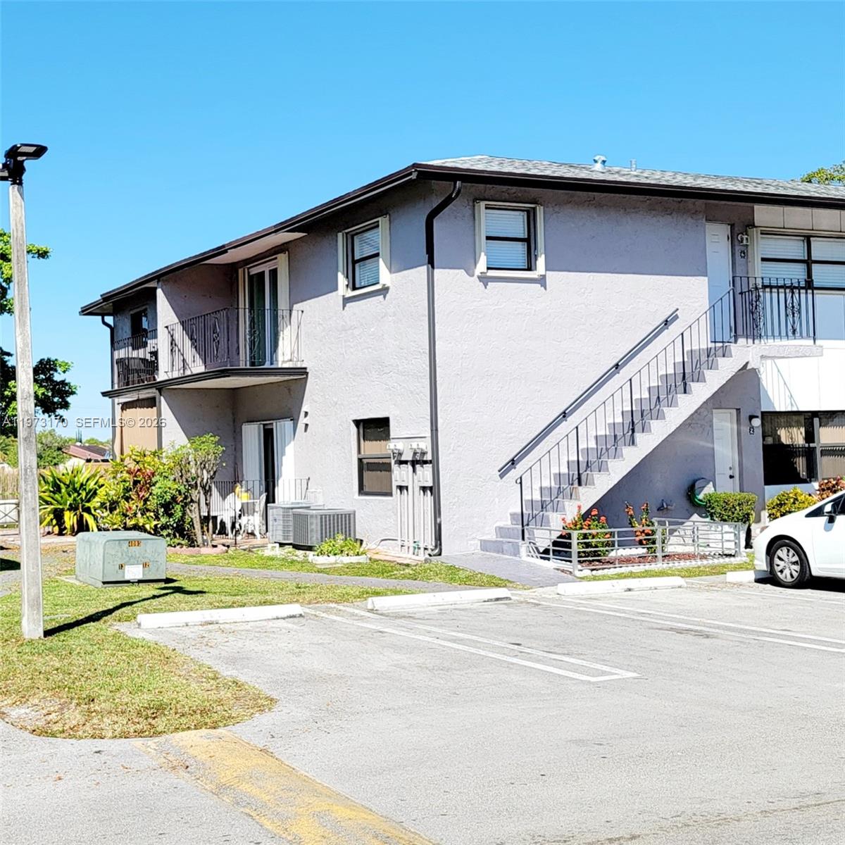 13271 SW 17th Ln # 25 Unit: 6-25