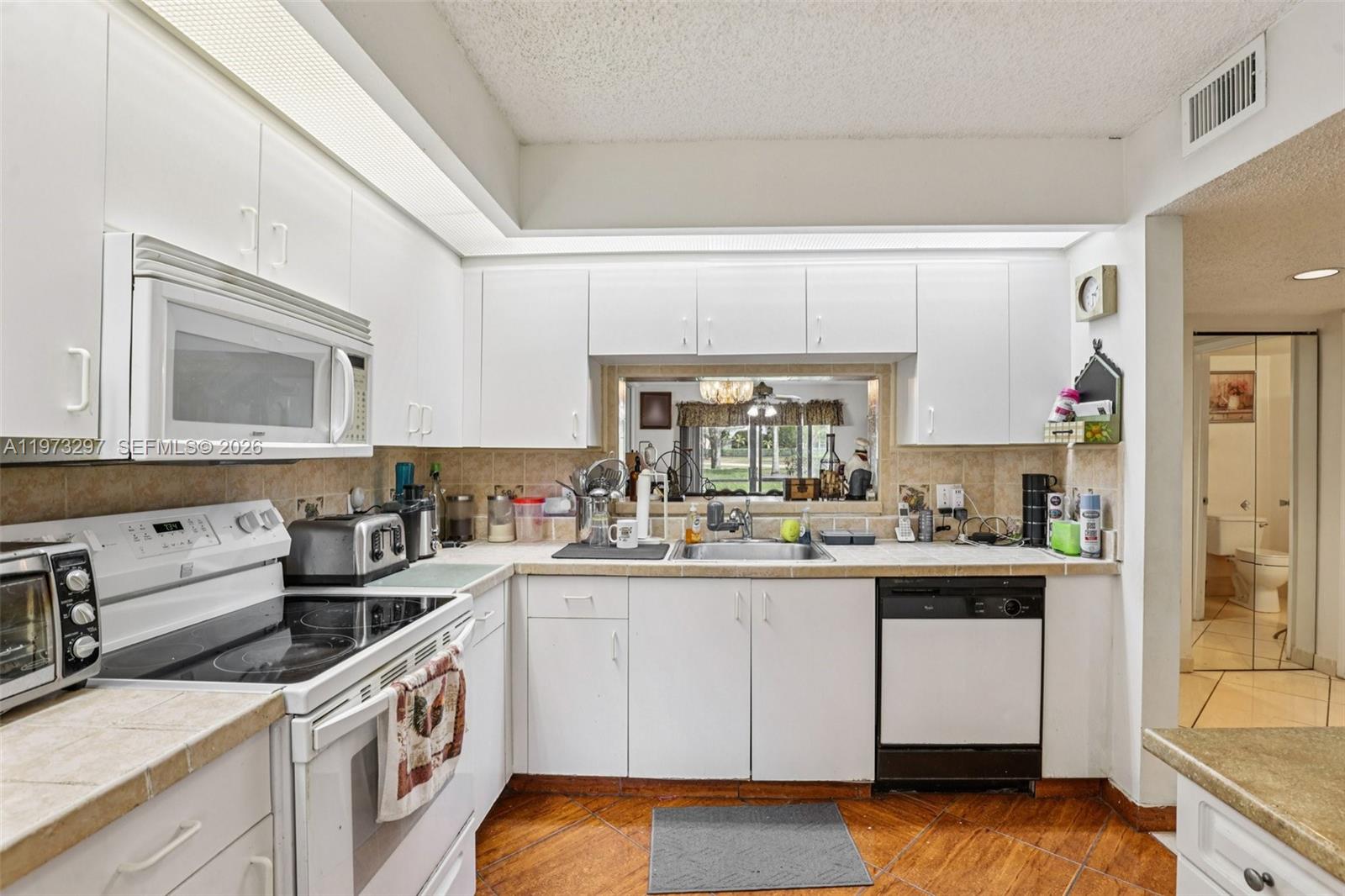 901 SW 138th Ave # 108C