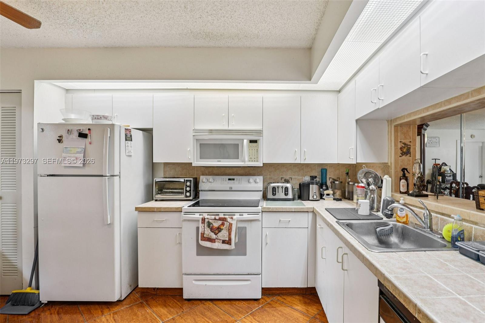 901 SW 138th Ave # 108C