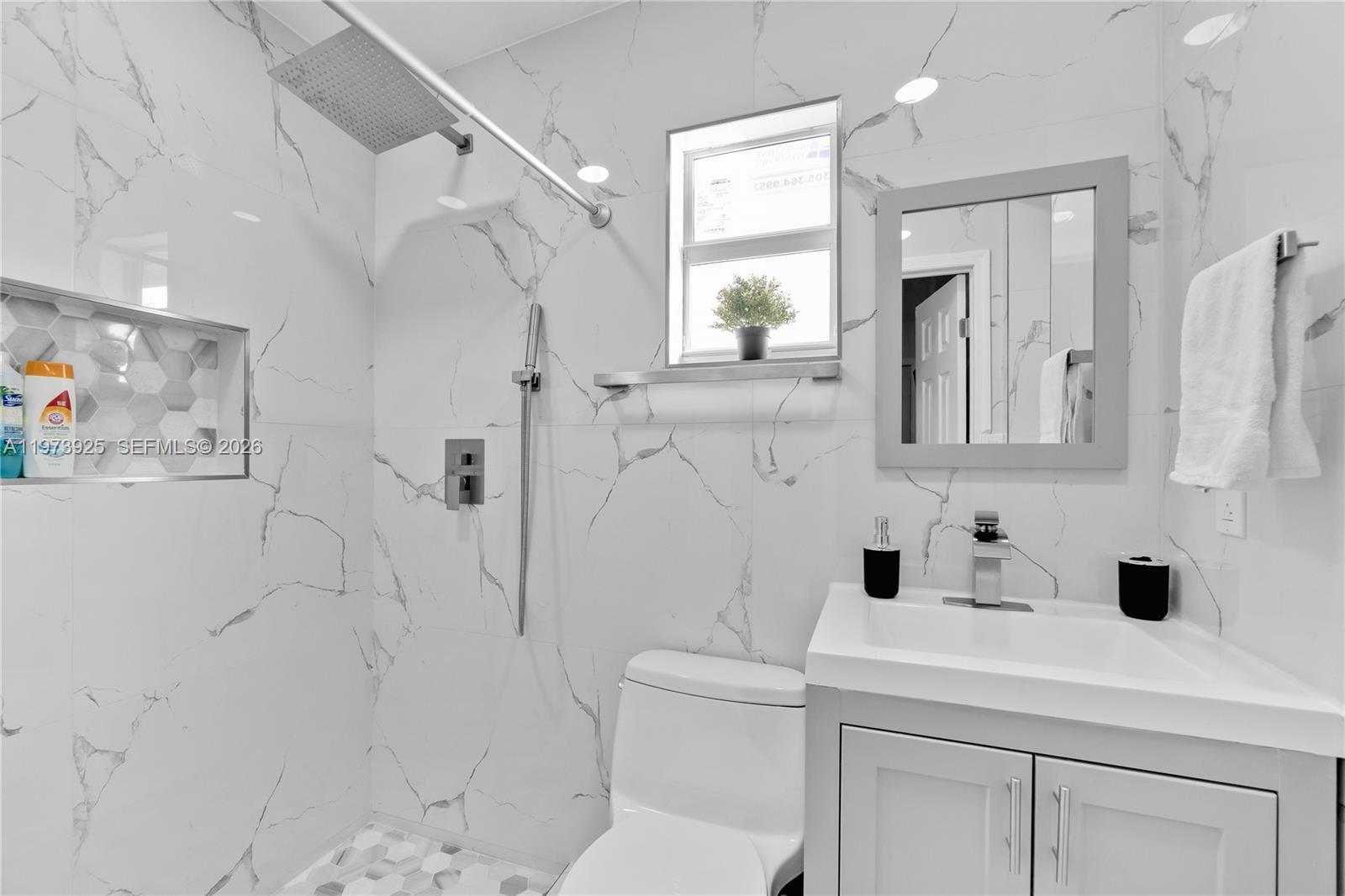 1021 NW 23rd Ave # 1023