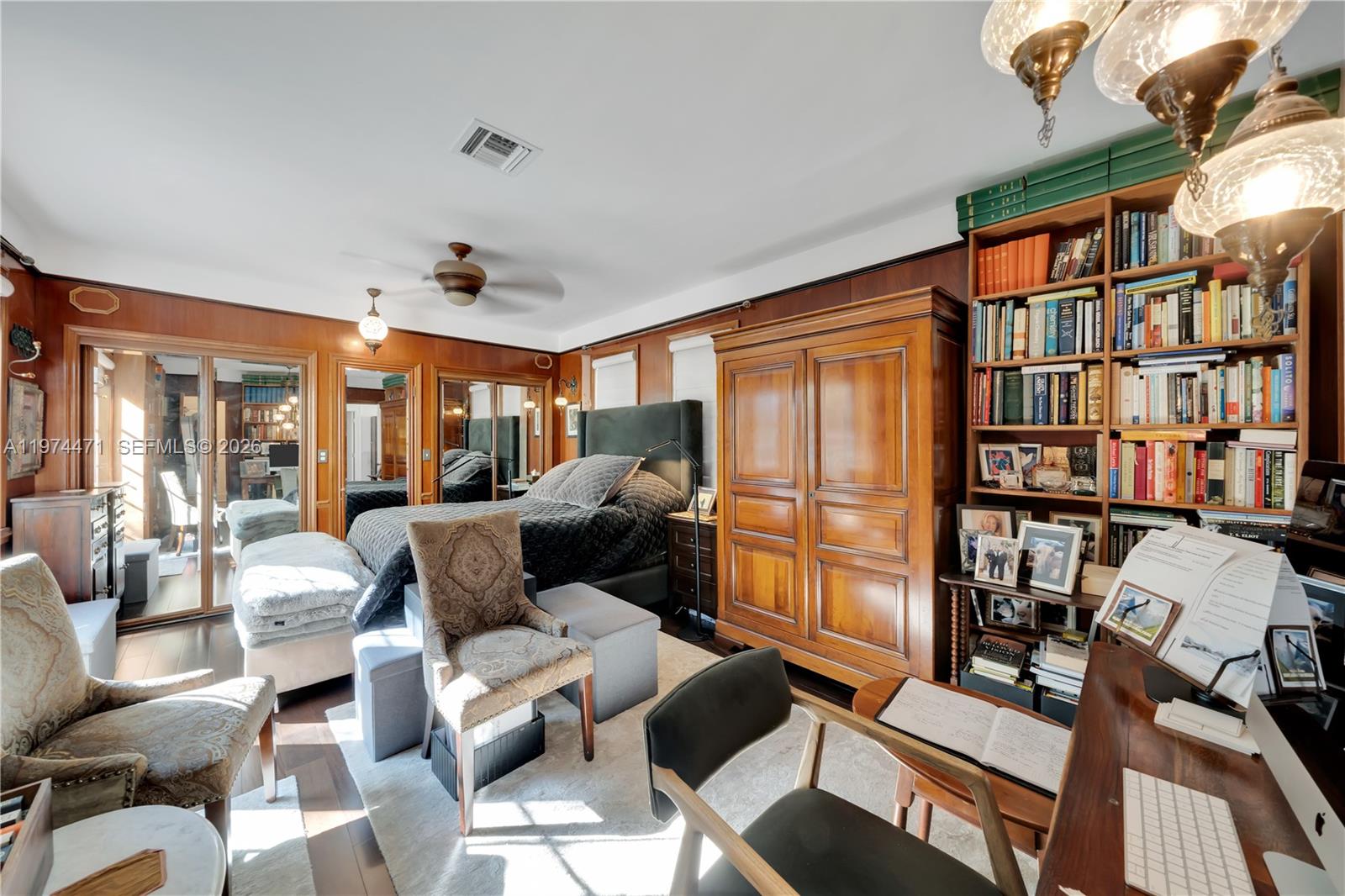 1720 Espanola Dr