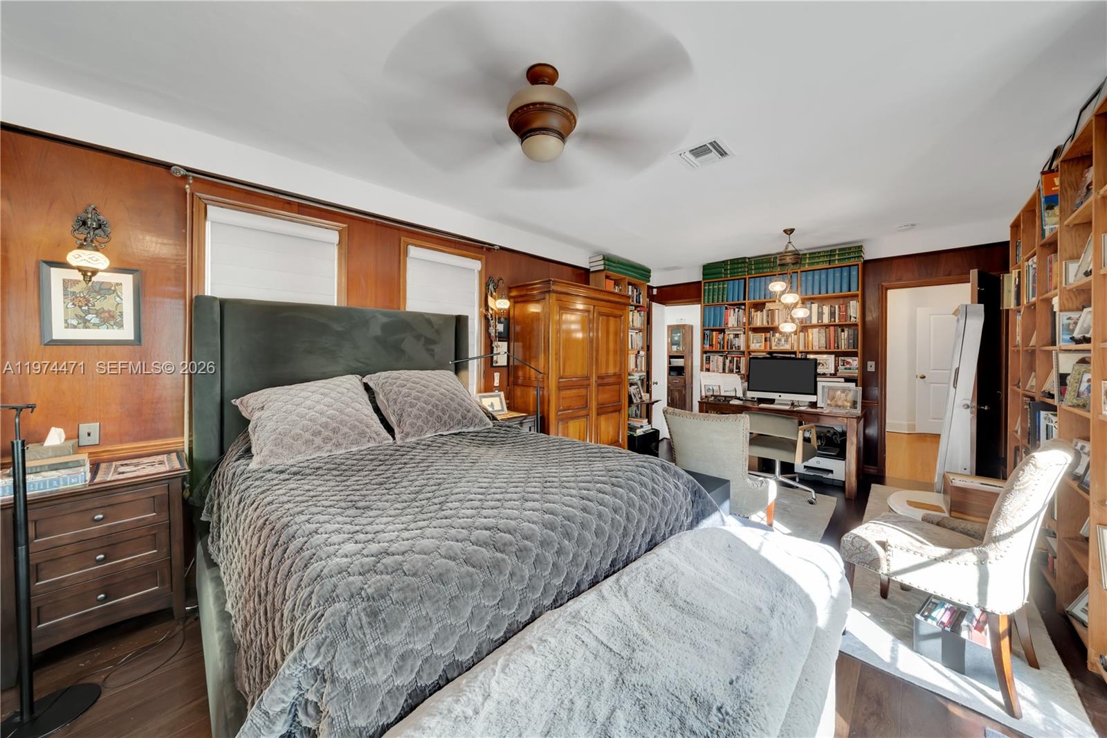 1720 Espanola Dr